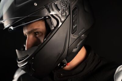 Sena Impulse Akıllı Açılabilir Motosiklet Kaskı Mat Siyah